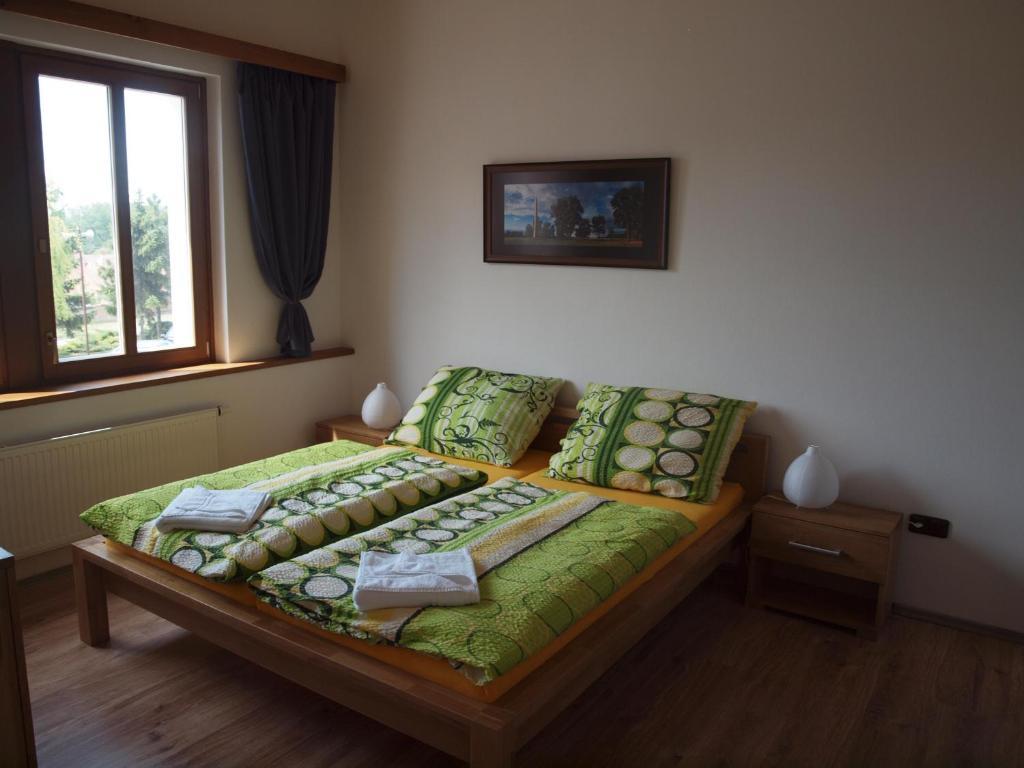 Penzion A Restaurace Vinarstvi Přítluky Oda fotoğraf