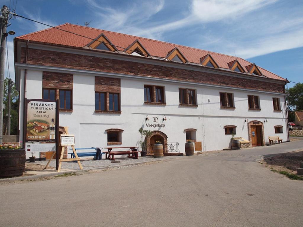 Penzion A Restaurace Vinarstvi Přítluky Dış mekan fotoğraf