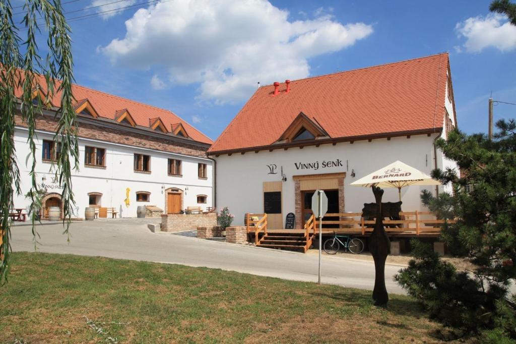 Penzion A Restaurace Vinarstvi Přítluky Dış mekan fotoğraf