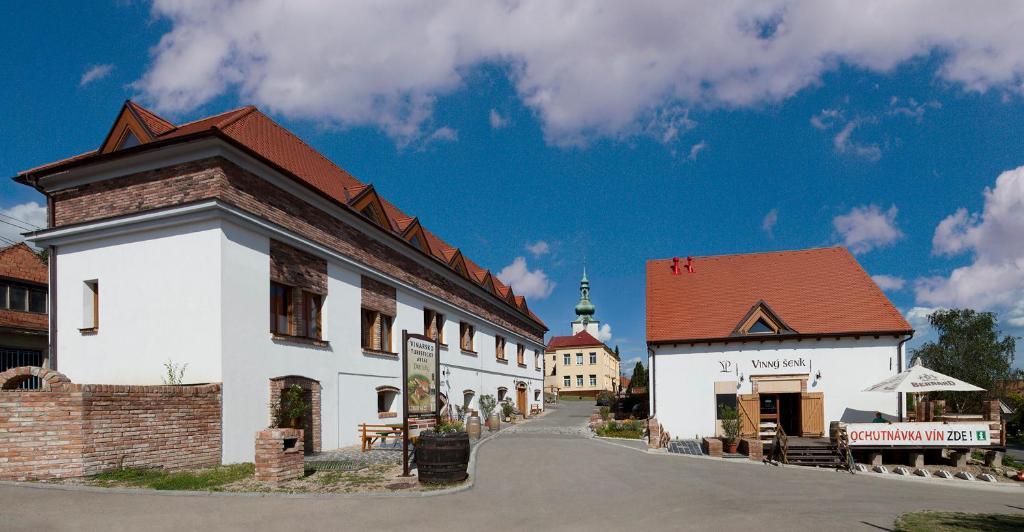 Penzion A Restaurace Vinarstvi Přítluky Dış mekan fotoğraf