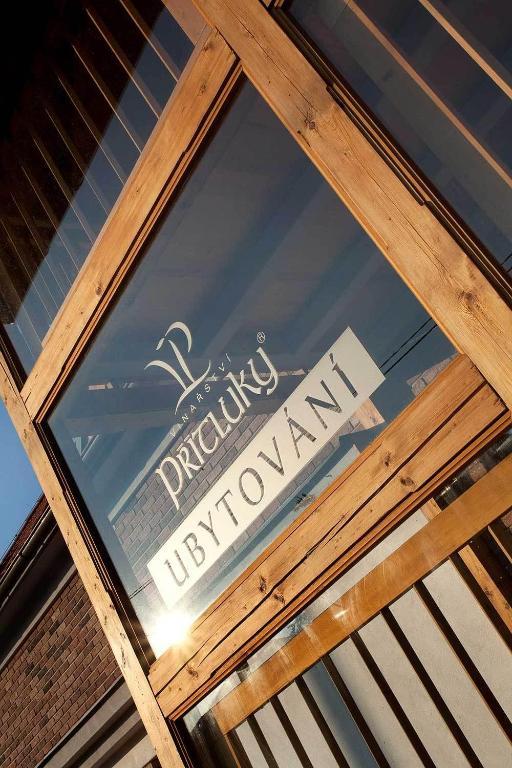 Penzion A Restaurace Vinarstvi Přítluky Oda fotoğraf